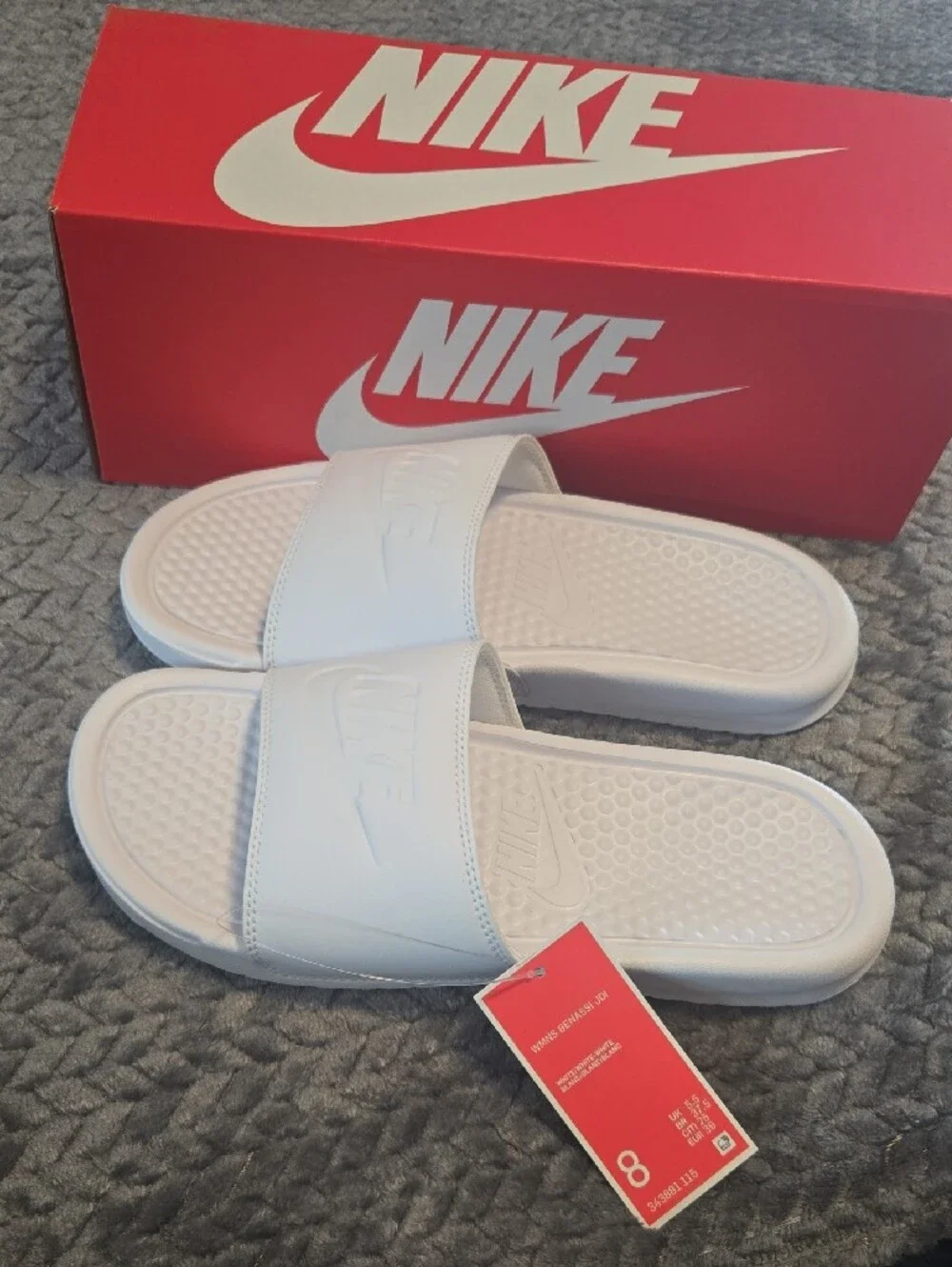 Nike Benassi JDI Women’s Slides Size 8 White New in Box NIB